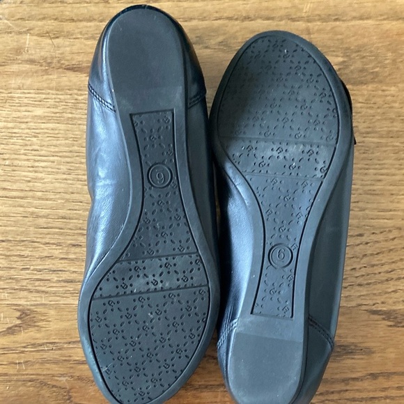 Etienne Aigner Black Leather “Lunar” Flats - Picture 11 of 14